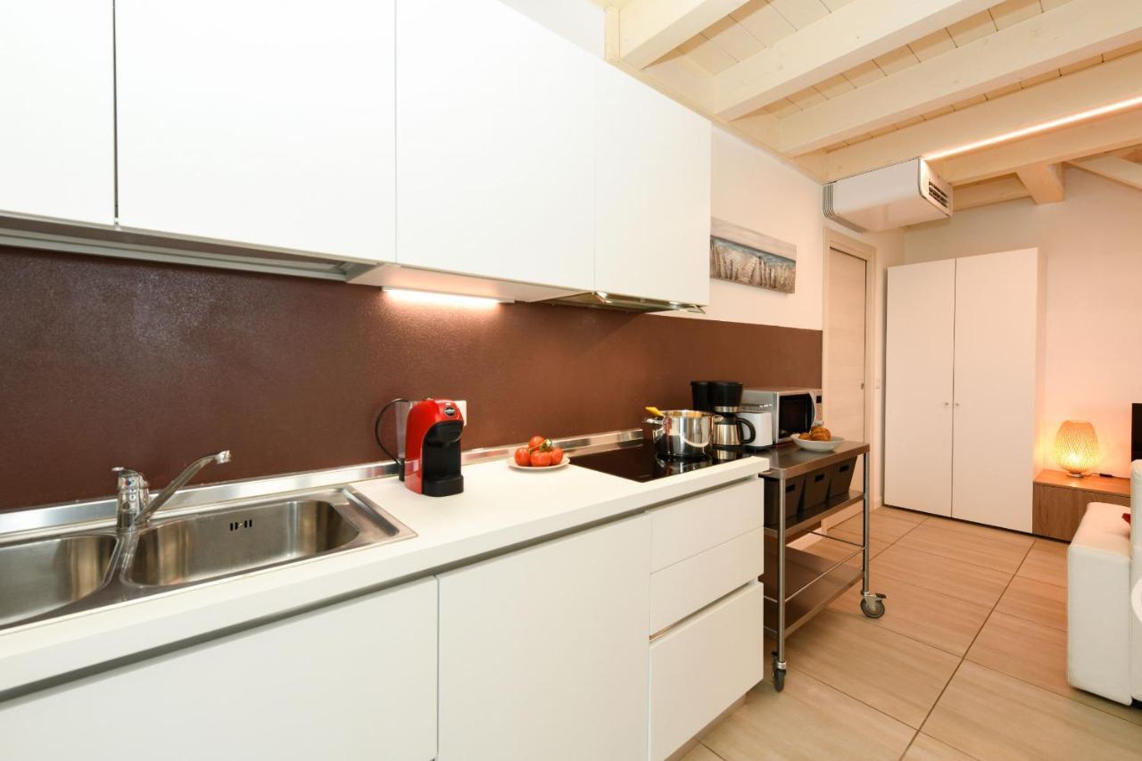 Borgo Gasparina Family Apartments Castelnuovo del Garda Exterior foto